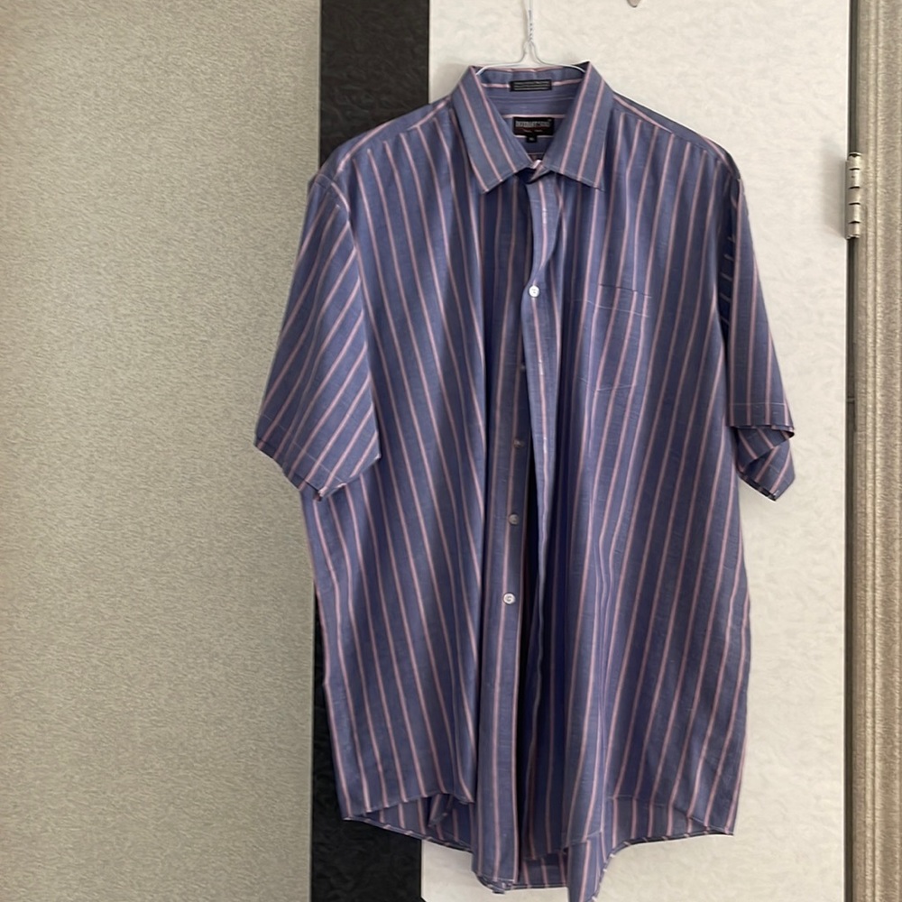 Men’s short sleeve shirt